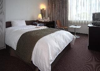 Kumamoto Kotsu Center Hotel3