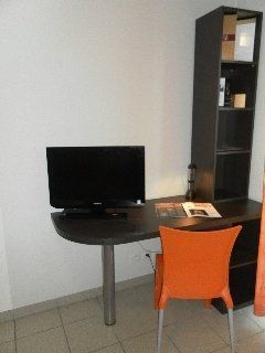 Park & Suites Confort Saint Etienne1