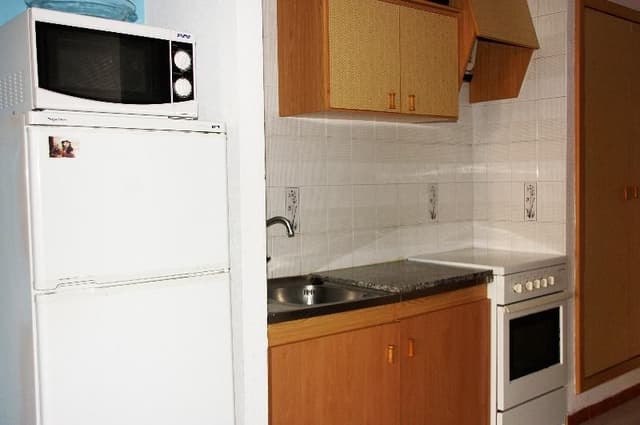 APARTMENT CAPACITY 6 ONE BEDROOM