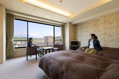 Twin Room with Lake View