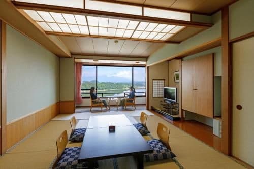 Japanese-Style Room with Lake View