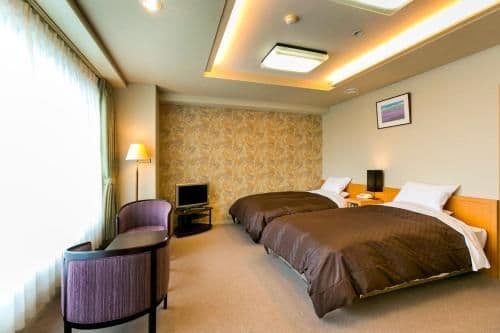 Twin Room with Lake View