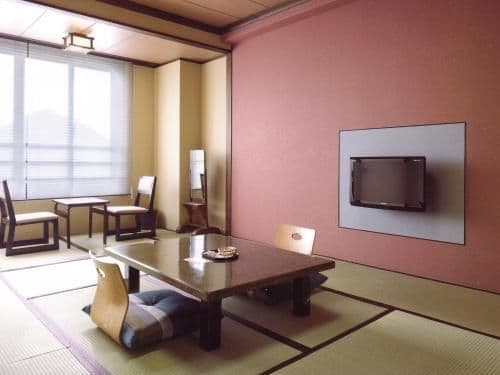 Japanese-Style Room