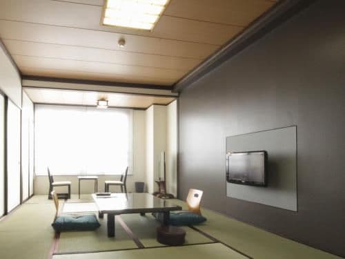 Japanese-Style Room