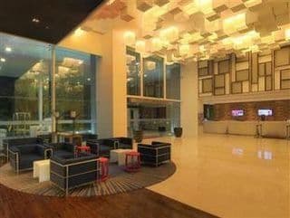 โรงแรมเมอร์เคียว จาการ์ตา ซีมาตูปัง โรงแรมเมอร์เคียว จาการ์ตา ซีมาตูปัง