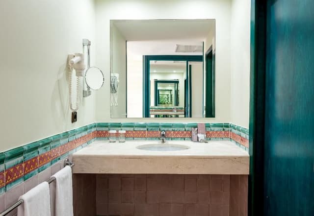 Double or Twin POOL VIEW