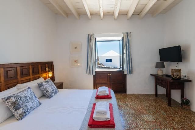 APARTMENT SEA VIEW