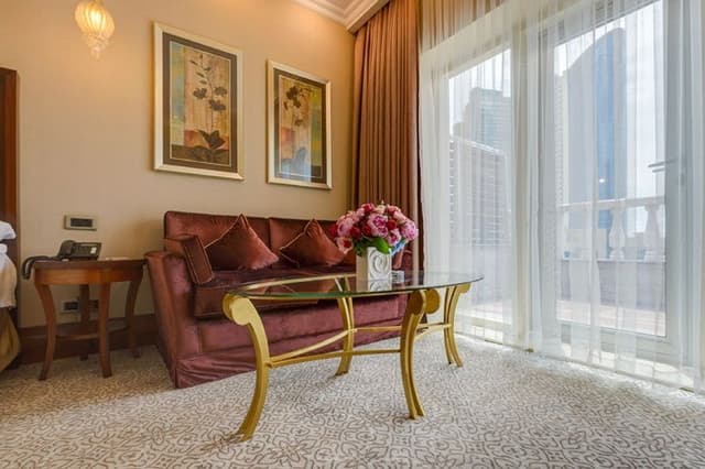 DOUBLE PREMIUM KING BED