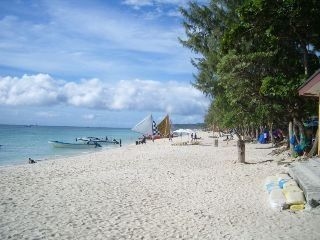 Sulu Plaza Beach Hotel3