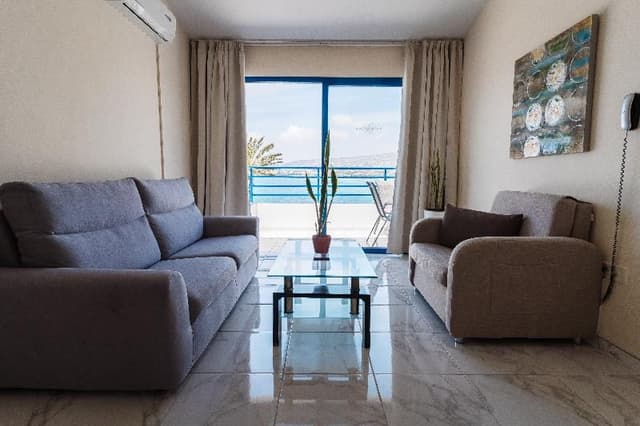 APARTMENT SUPERIOR