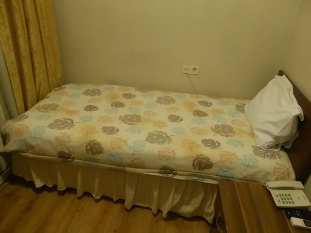 SINGLE STANDARD