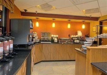 Comfort Inn North0
