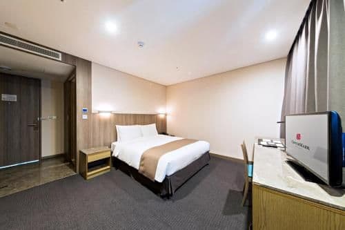 Deluxe Double Room with Bath