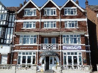 Coasters Hotel & Holiday Apartments3