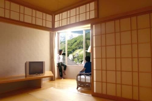 Japanese-Style Twin Room with Shared Bathroom, Private Toilet and Mountain View