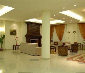 Porfi Beach Hotel2