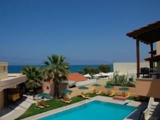 Mythos Beach Hotel2
