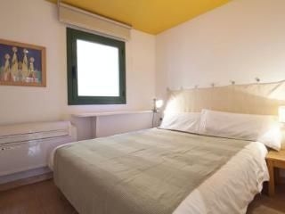 Inside Barcelona Apartments Vidreria3