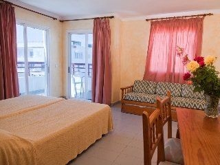 Sol Bay Apartments4