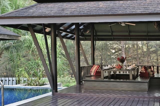 VILLA THREE BEDROOMS