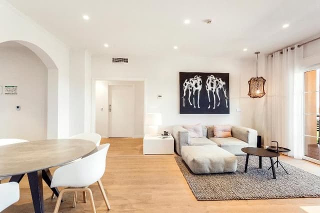 APARTMENT CAPACITY 3