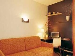 At Home Appart Hotel Toulouse0