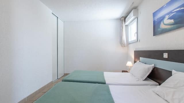 APARTMENT CAPACITY 4 ONE BEDROOM