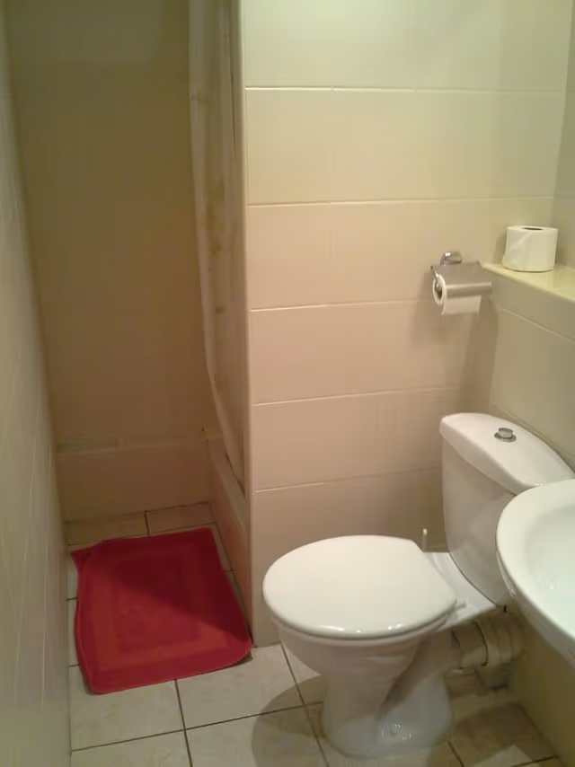 APARTMENT TWO BEDS