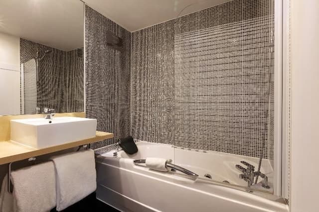 JUNIOR SUITE STANDARD