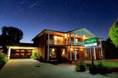 Meramie Motor Inn0
