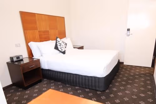 Deluxe Two-Bedroom Apartment