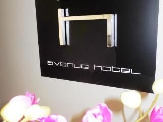 AVENUE HOTEL0