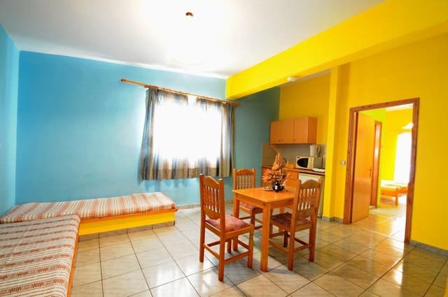 APARTMENT CAPACITY 5 ONE BEDROOM