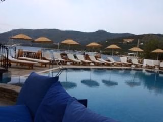 Omar Hotel1