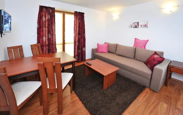 APARTMENT CAPACITY 3 ONE BEDROOM