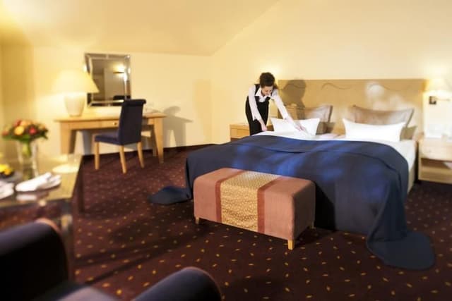 JUNIOR SUITE CAPACITY 1