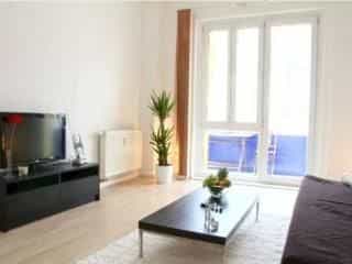 Two Bedroom-T Invalidenstra Two Bedroom-T Invalidenstra