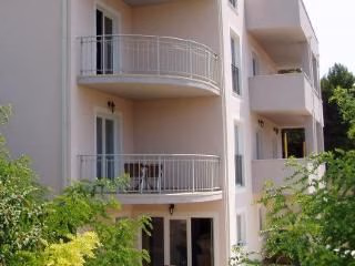 Apartments Aura2