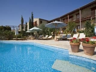 Eveleos Country House2