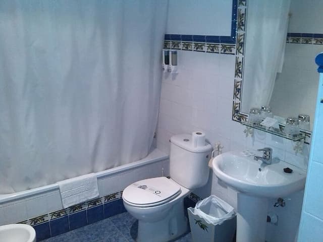 SINGLE STANDARD