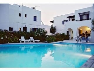 Ikaros Studios & Apartments1