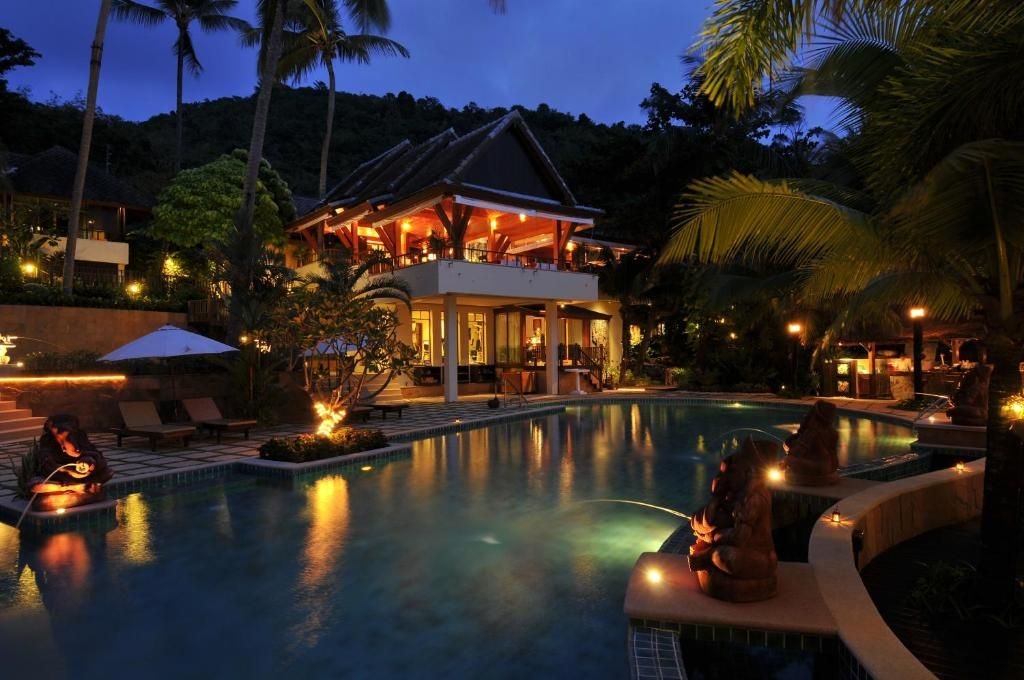 Andaman White Beach Resort0