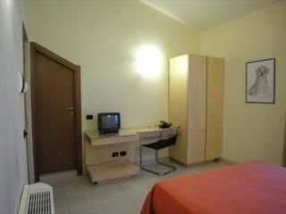 โรงแรมโลซานนา (Hotel Losanna)1