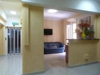 โฮเทล ออโรร่า มิลาน (Hotel Aurora Milan)1