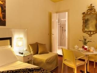 B&B Florence Room4