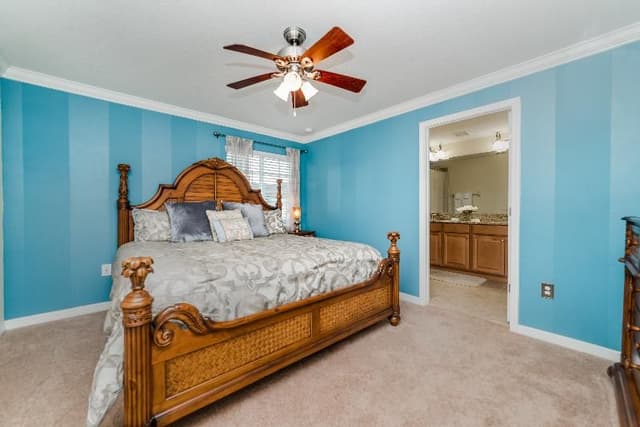 TOWNHOME FIVE BEDROOMS