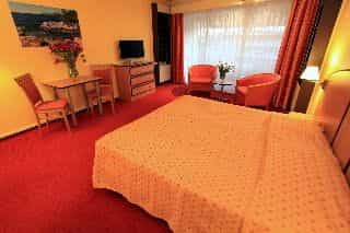 Club Maintenon Club Maintenon