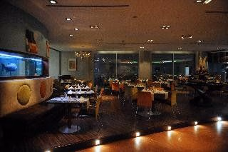 The Palms Beach Hotel & Spa2