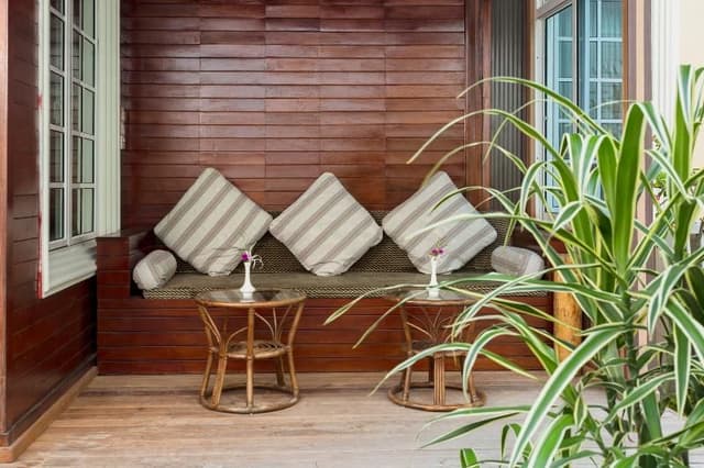 SUITE THREE BEDROOMS