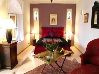 Riad Hadika Maria0